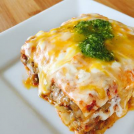 LASAÑA DE CARNE  CASERA