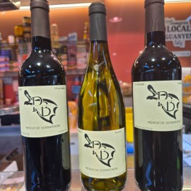 VINO DE LA CASA